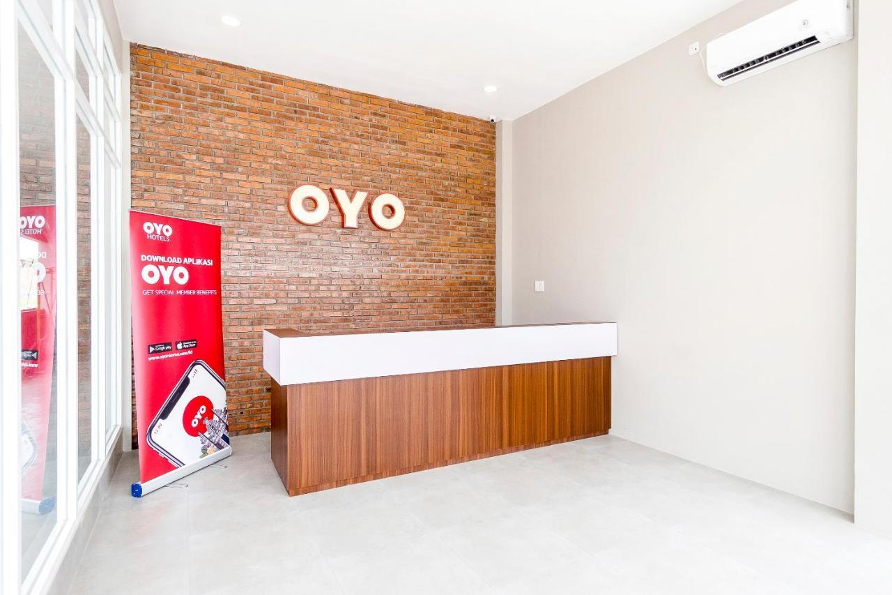 ホテル Oyo 360 マンアン レジデンス メダン エクステリア 写真