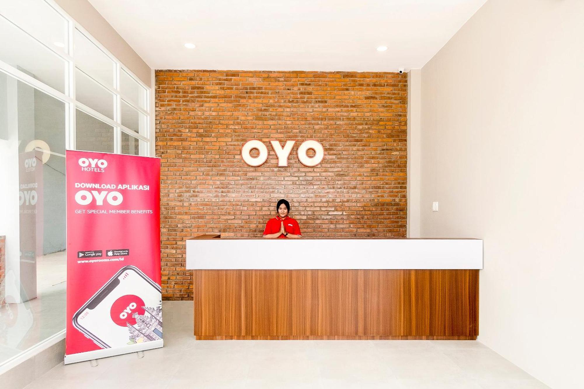 ホテル Oyo 360 マンアン レジデンス メダン エクステリア 写真