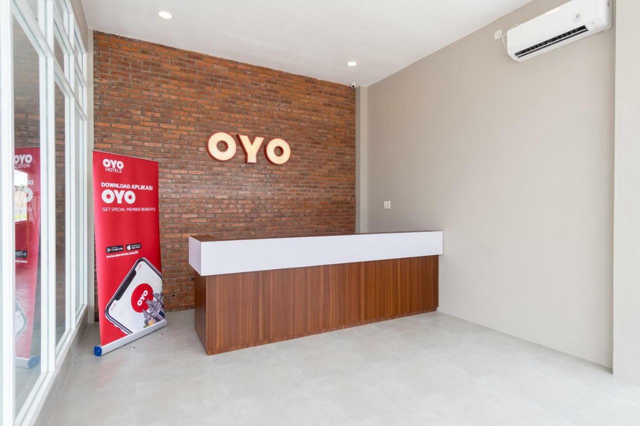 ホテル Oyo 360 マンアン レジデンス メダン エクステリア 写真